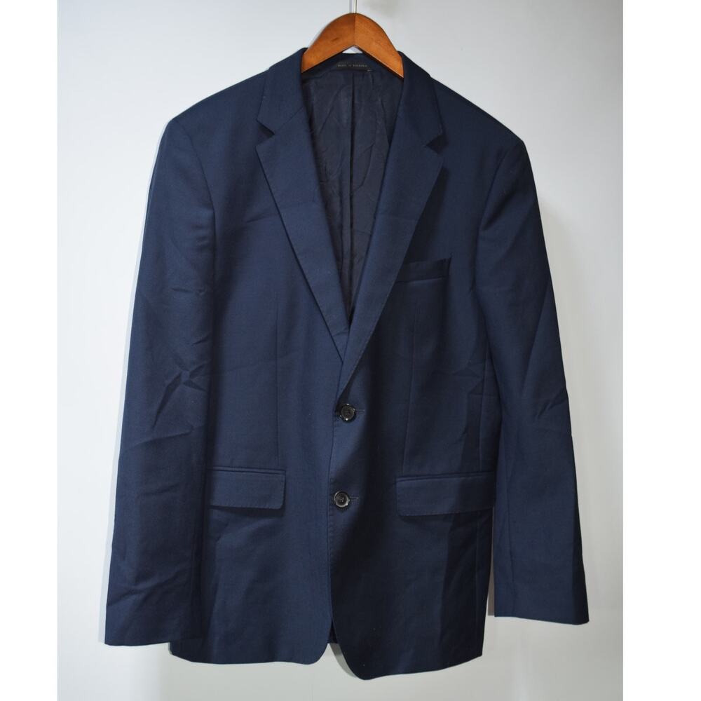 Hugo Boss Navy Blazer Men’s 42R Two Button Sport Coat Wool Blend